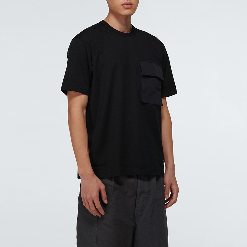 Large-pocket-short-sleeved-T-shirt-(4)